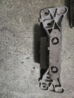 BMW Växellådsfäste OEM 1092550 för 7-serie E38 3.0L