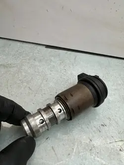 BMW Nokka-akselin asentoanturi OEM 543 - Käytetty