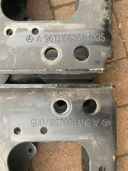 Mercedes Actros MP4 Kabinenteile OEM A9613106358