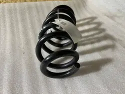 Mola traseira Jaguar E-Pace 2020 OEM J9C35B479DA