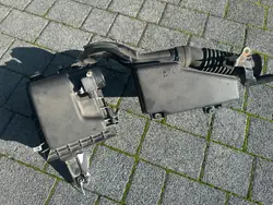 Boîtier filtre à air Lexus CT200H OEM 17701-37220