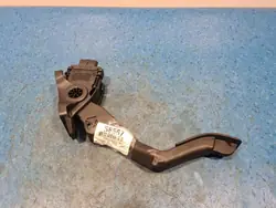 Gasreglagepotentiometer Citroen C3 III Lift 1.2T 9835904480
