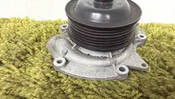 Couvercle Rouleau Pompe à Eau OEM R6422011110 Arrière