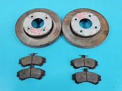 Discos e pastilhas de freio dianteiro Mitsubishi Colt Z30 VI 1.3 16V