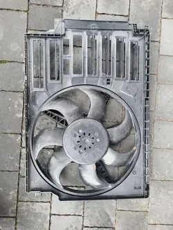 Ventilateur de radiateur OEM 8645860 pour BMW X1 F48