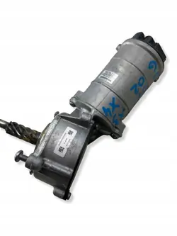 BMW OE Etusylinterikansi 6700004073B - Käytetty