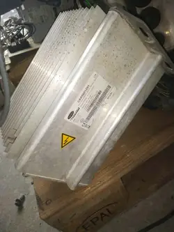 Laturi vaihtovirtageneraattorille OEM 39934939309 Carrier Vector