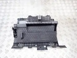 OEM 3CN857290A Matkustajan hansikaslokero VW Atlas
