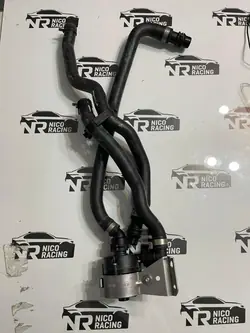 BMW Vesipumppu OEM 9147359 M3 F80 3.0L:lle