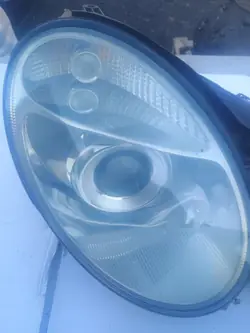 Phare Xenon Droit Mercedes-Benz E W211 2004