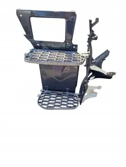 Scania hytthållare för trappsteg OEM 2790474 2649718