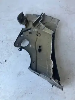 Support d'aile avant droit OEM #29 Citroen C4 Picasso II
