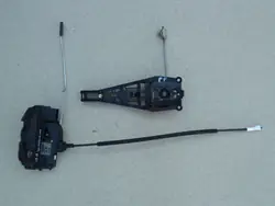 Oven Lukko Oikea Etu Opel Insignia OE