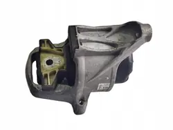 Support moteur AUDI A4 B9 Droit 8W0199372CA
