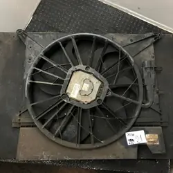 Volvo Tuuletin OEM 30665985 XC90 I:lle - Käytetty