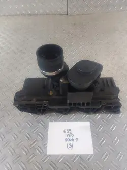 VITO 639 04- Inlaatspruitstuk A6460900737