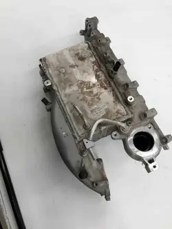 VW 05L129766R Ansaugkrümmer 2.0L Diesel 2021