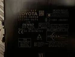 Lexus RX 450H Avaimeton Käynnistysmoduuli OEM 8999048450