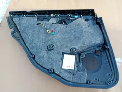 OEM BOCZEK DRZWI PRAWY TYŁ PRAWE TYLNE SKÓRA BIAŁA NITKA MERCEDES W212 LIFT