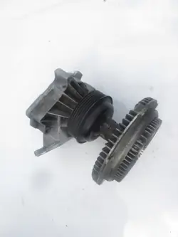 Pompe à eau BMW avec embrayage visqueux OEM 7789256 A6359