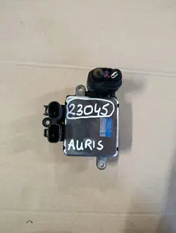 TOYOTA AURIS II Tuulettimen Ohjausmoduuli 89257-30080