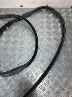 Subaru Ascent bagagelucktätning OEM FBZ27696 - Begagnad