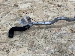 Tuyau d'eau OEM 057103227AE pour Audi Q7 4.2 TDI