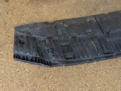 AUDI Q3 8U Voorbumper Beschermplaat 8U0807233E