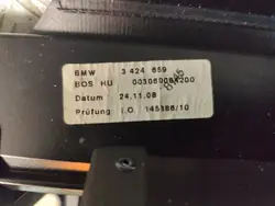 Store de coffre arrière BMW X3 E83 OEM 3424659