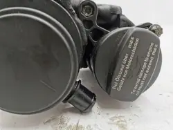 Mercedes-Benz Öljytäyttötulppa OEM AMD102212