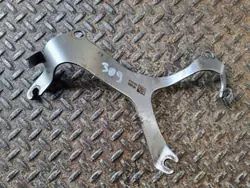 Support d'échappement BMW OEM 8659800 - État utilisé
