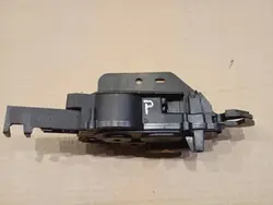 Katon lukko oikea taka OEM 93162676 Opel Tigra B:lle