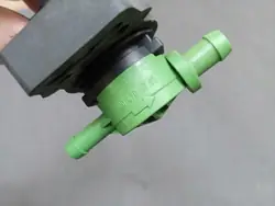 Regulador Combustível Mercedes OEM A0004708793