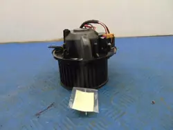 VOLKSWAGEN GOLF V Ventilateur de Chauffage F011021936
