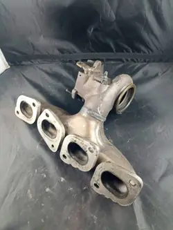 Collecteur d'échappement Mercedes-Benz OEM A2700902980