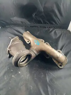 Collecteur d'échappement Mercedes-Benz OEM A2700902980