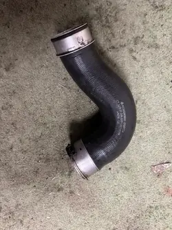 Tuyau d'intercooler MERCEDES VITO W639