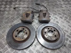 OEM Bromsskivor, Belägg & Bromsok Fram Set