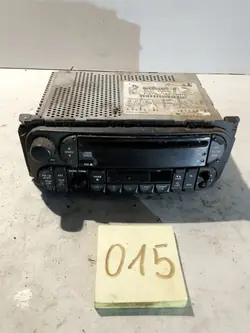 Radio CD Cassette Chrysler PT Cruiser P04858543AE