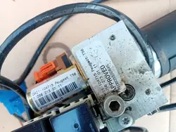 Pompe de toit OEM 10562130111 pour Peugeot 307 CC