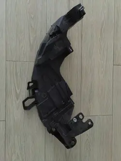 Support de phare avant droit Renault Megane III 622225493R