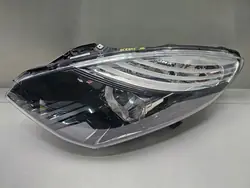 Vasen etuvalaisin Renault Scenic III 260606760R