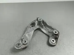 Support de compresseur AC Mitsubishi Eclipse Cross 2018 7B13A861