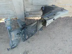 OEM 16276902008 Para-lamas Dianteiro Esquerdo Renault Talisman