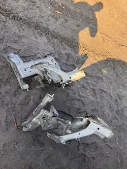 Aile avant droite OEM - Renault Megane IV