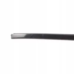 Joint de vitre avant droit Mercedes W204 OEM A2046907162