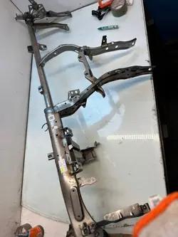 Reforço painel OEM 6f1857017 Seat Ibiza V