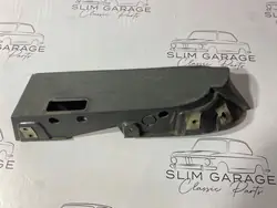 Ford Fiesta MK1 1983 Support d'étagère à bagages gauche arrière 77FBB46809