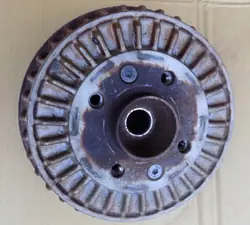 Jarrupytty takaoikea Renault OE 432062488R