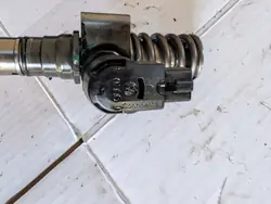 Bränslepump OEM 03G130073S för VW Golf 2.0 TDI